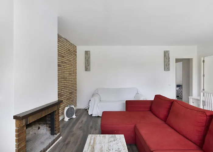 Casa Con Piscina Privada En Sitges *