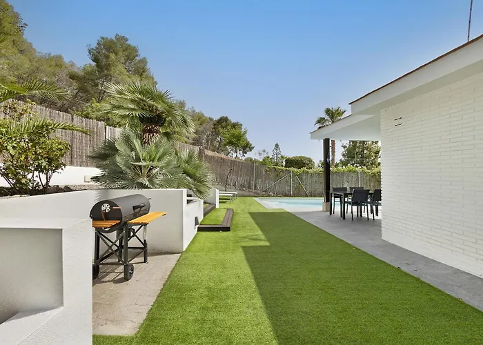 Casa Con Piscina Privada En Sitges 別荘