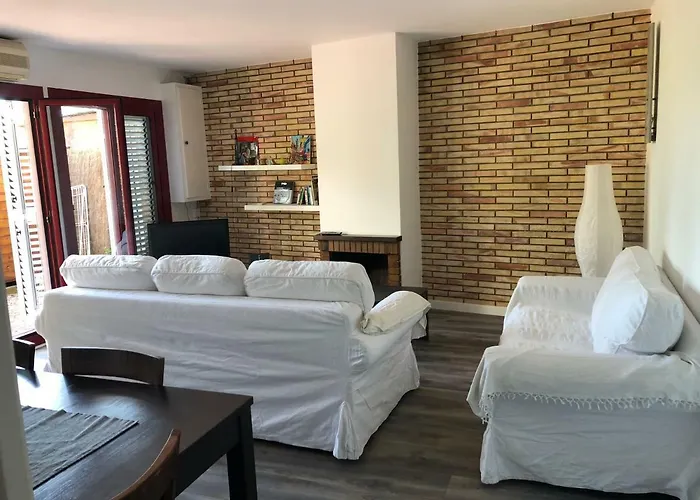 Casa Con Piscina Privada En Sitges