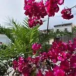 Casa Con Piscina Privada En Sitges Holiday home *
