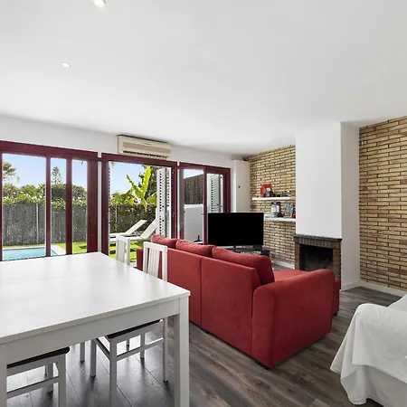 Casa Con Piscina Privada En Sitges Holiday home *